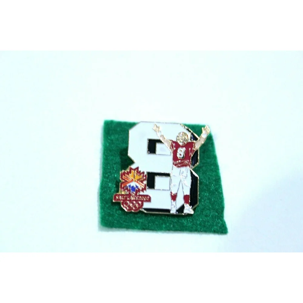 2002 Salt Lake Utah Olympic NFL Football Number 8 Steve Young Lapel Hat Pin